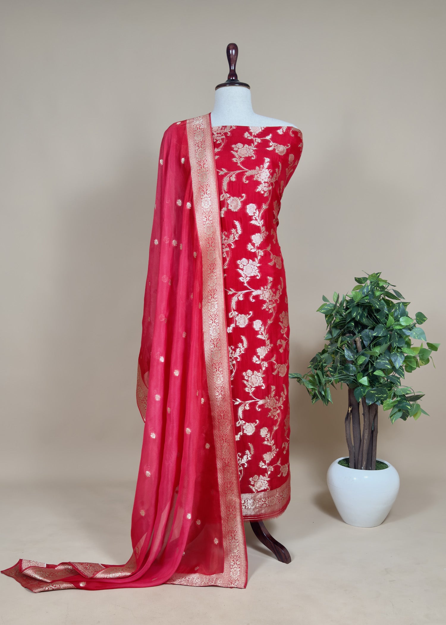 Timeless banarasi suit for ethnic wardrobe

