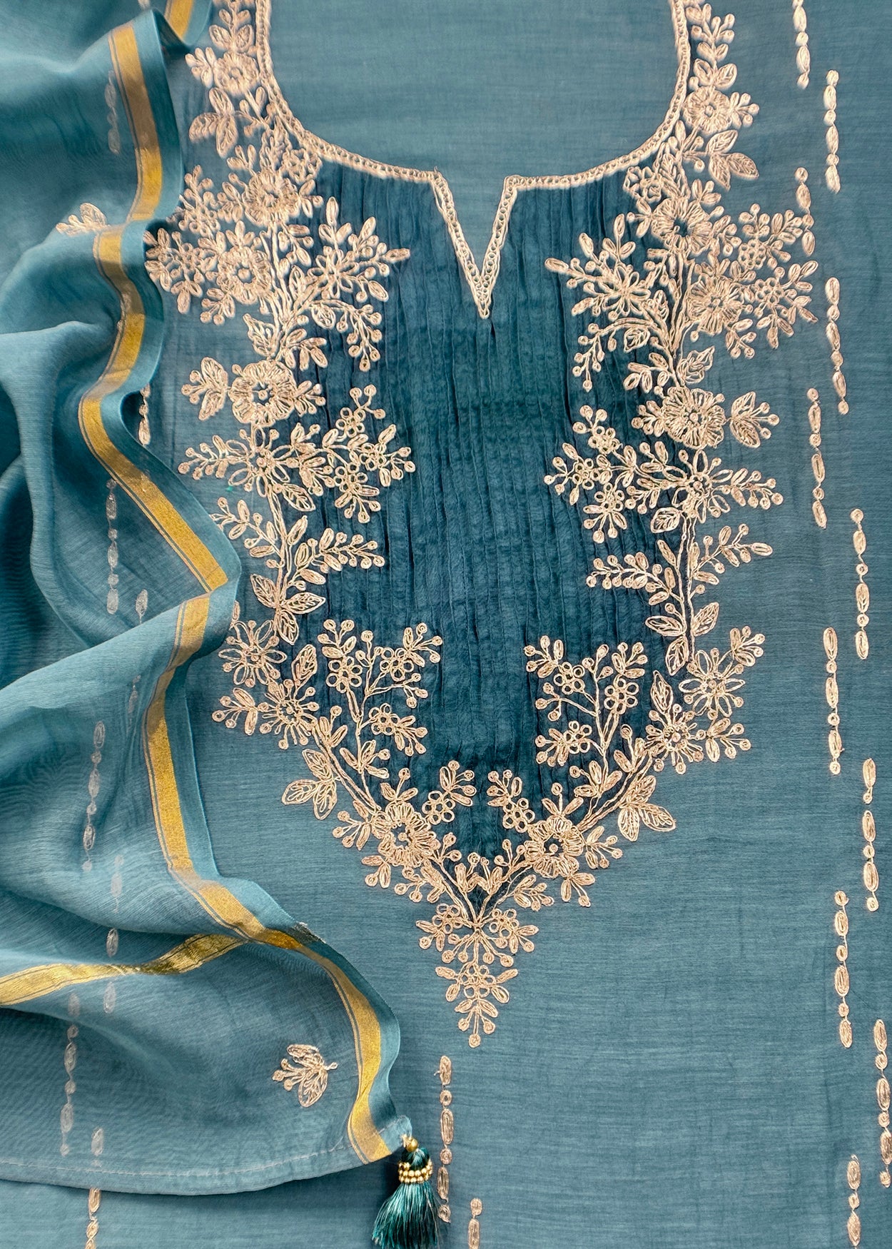 Premium quality mulmul unstitched suit with dupatta

