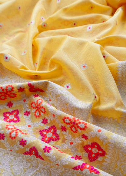 Yellow Handloom Banarasi Suit With Paithani Weaving