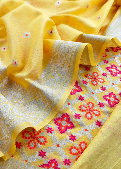 Yellow Handloom Banarasi Suit With Paithani Weaving