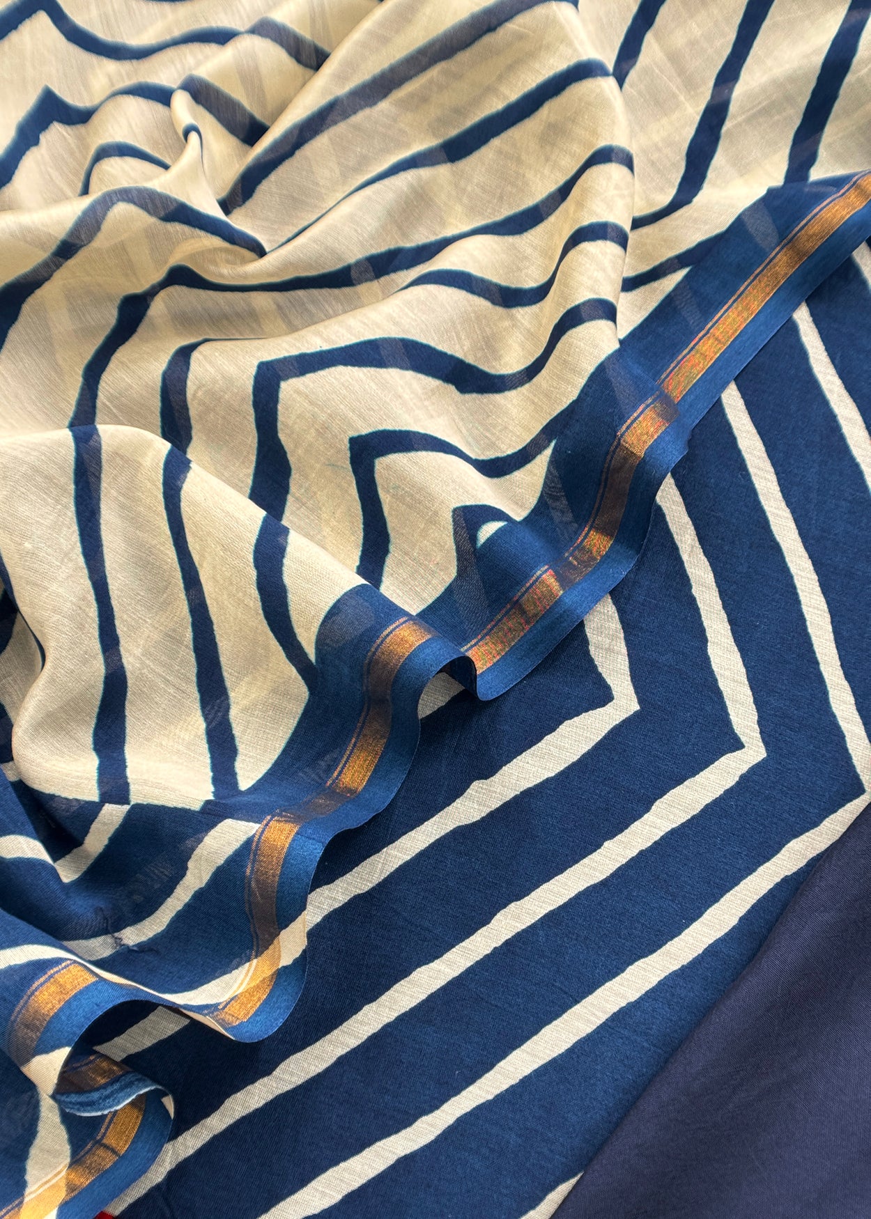 Blue Handloom Lehariya Maheshwari Silk Suit With Patola Border