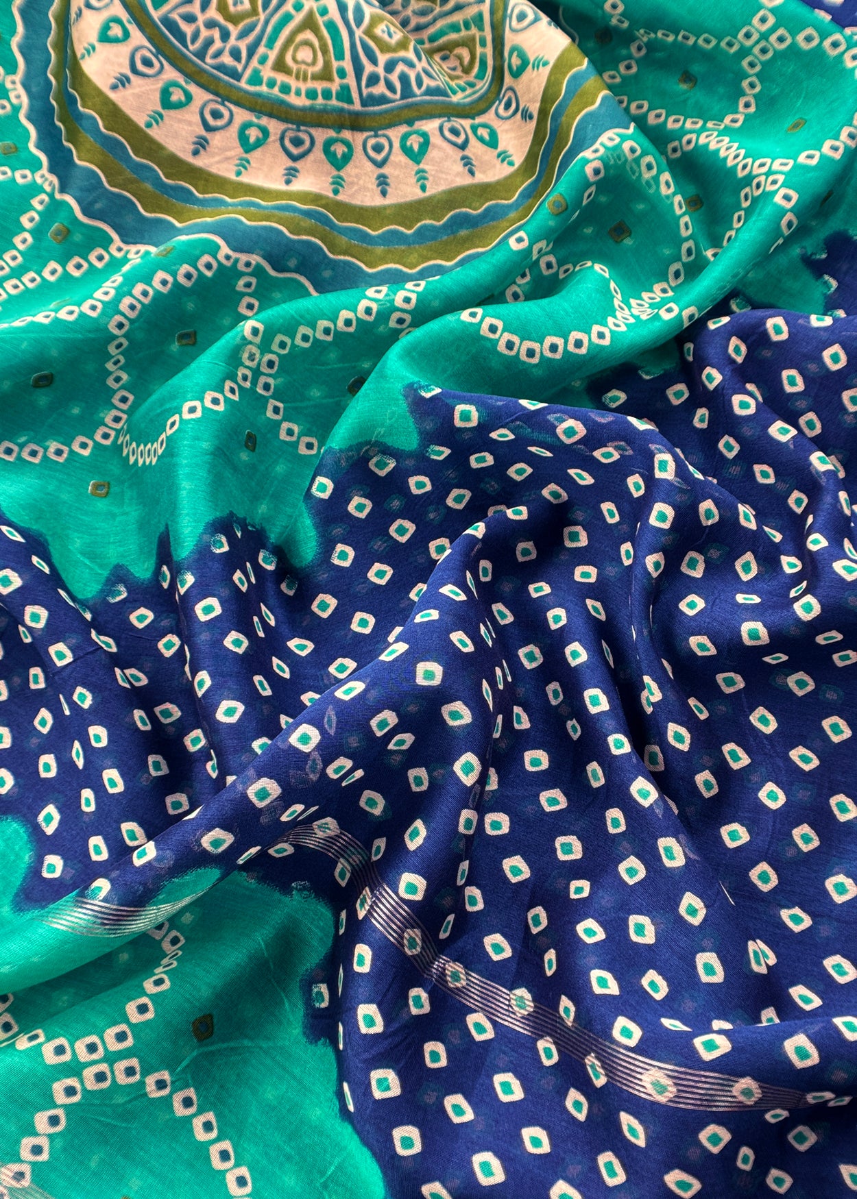 Maheshwari silk suit gifting for women

