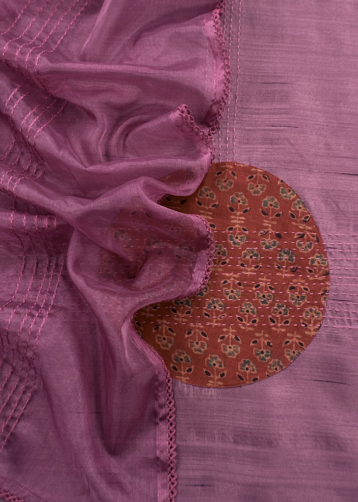 Mauve Raw Silk kurta And Organza Dupatta With Ajrakh Appliqué Work