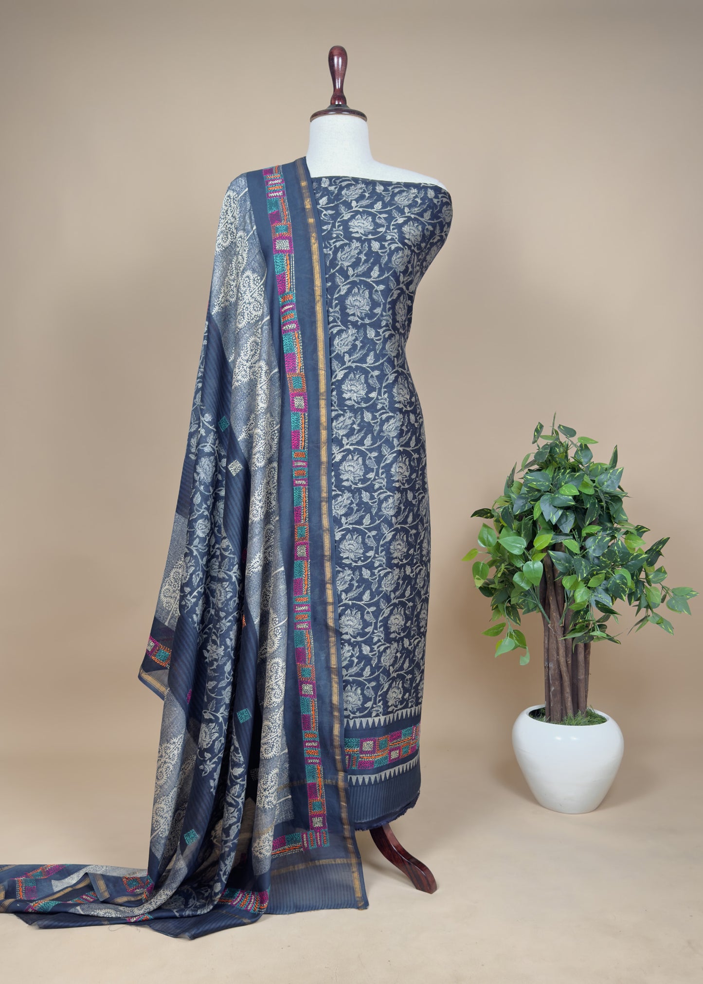 Blue Block Print Handloom Maheshwari Silk Unstitched Dupatta-suit with Kantha embroidery