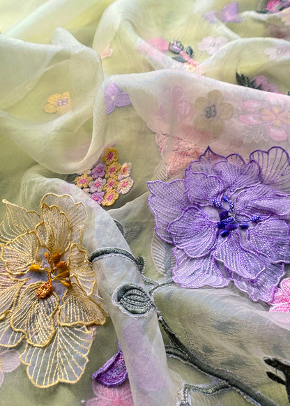 Pure organza suit set with 3d applique work


