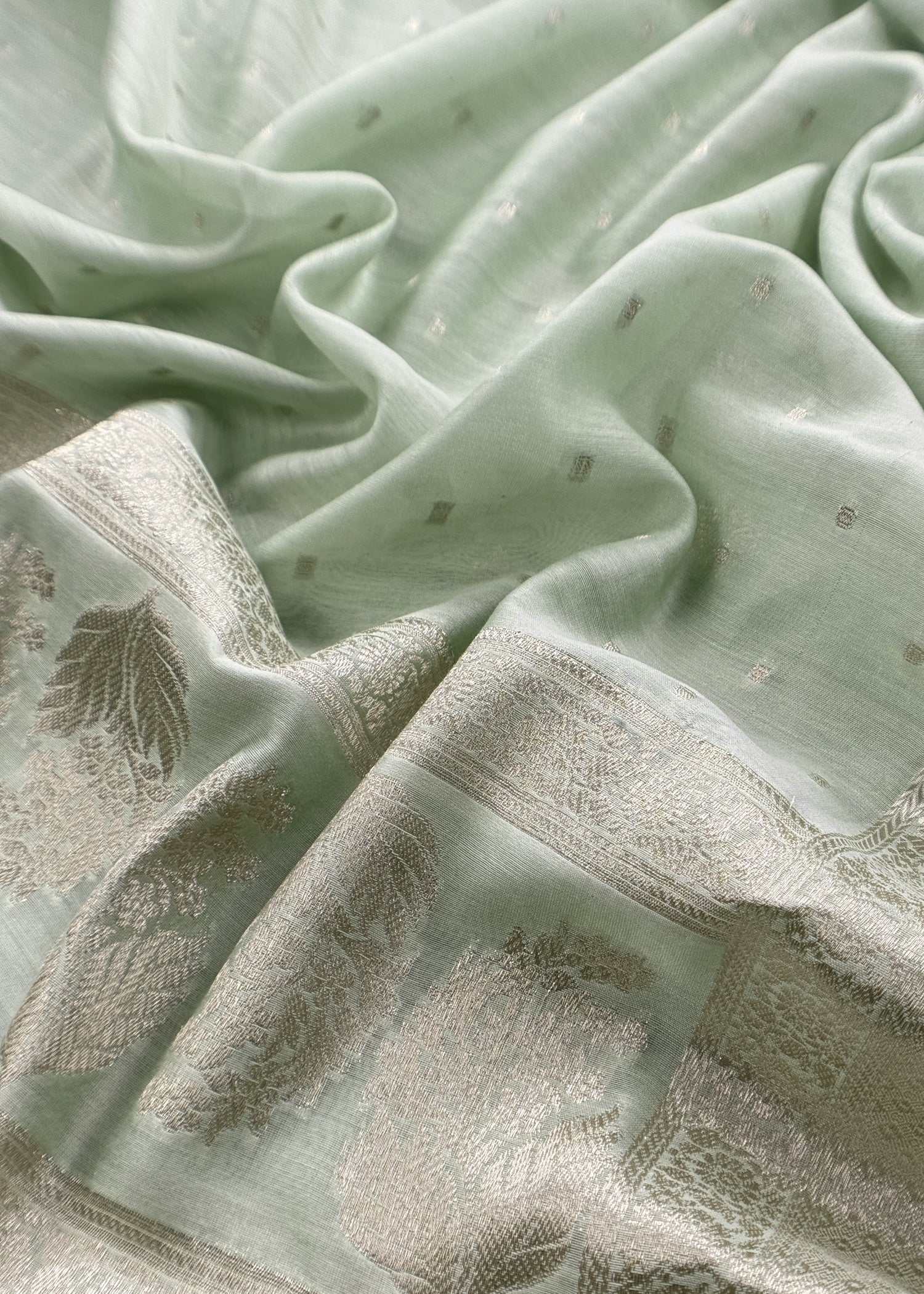 Banarasi silk suit set gifting for women

