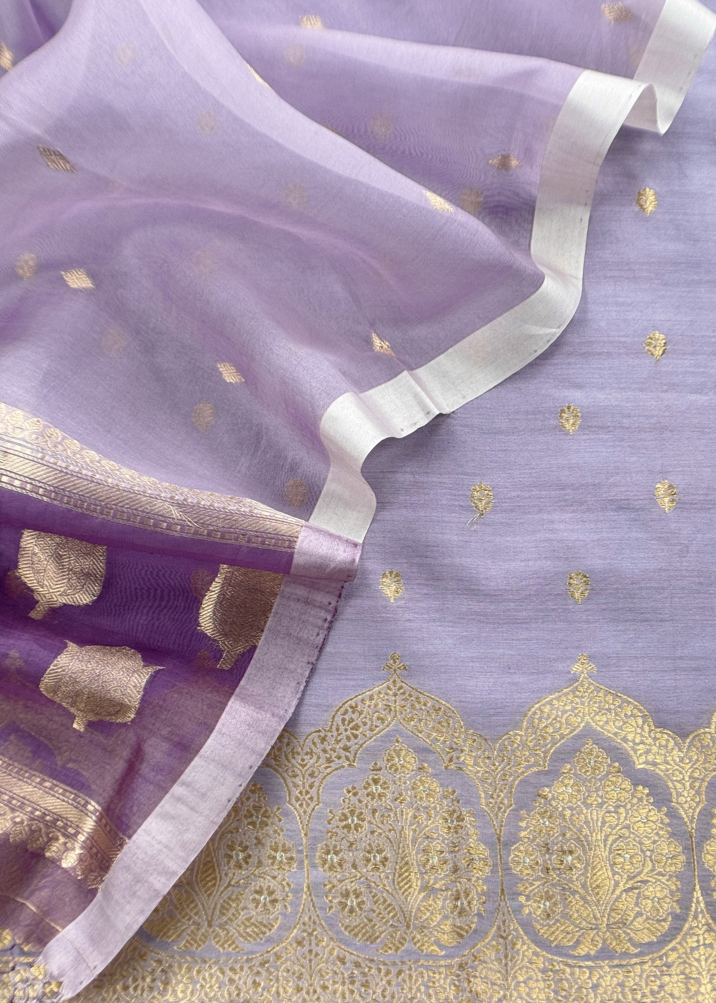Lavender Handloom Silk Kurta And Kora Silk Dupatta With Kadwa Weaving