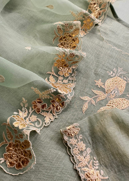 Mulmul unstitched suit gifting for women

